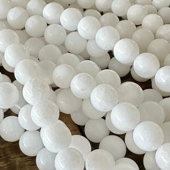 10mm White Jade Round Bead Strand - Picture 2 of 2